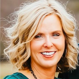 Meet your Posher, Dede